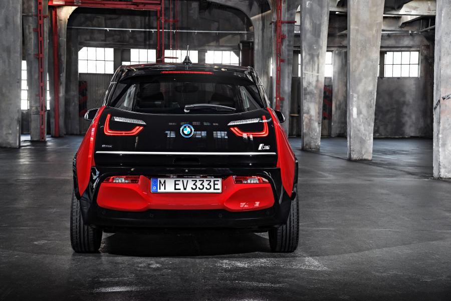  BMW i3s (I01) 2018 года  (WW) (фото 32 из 97)